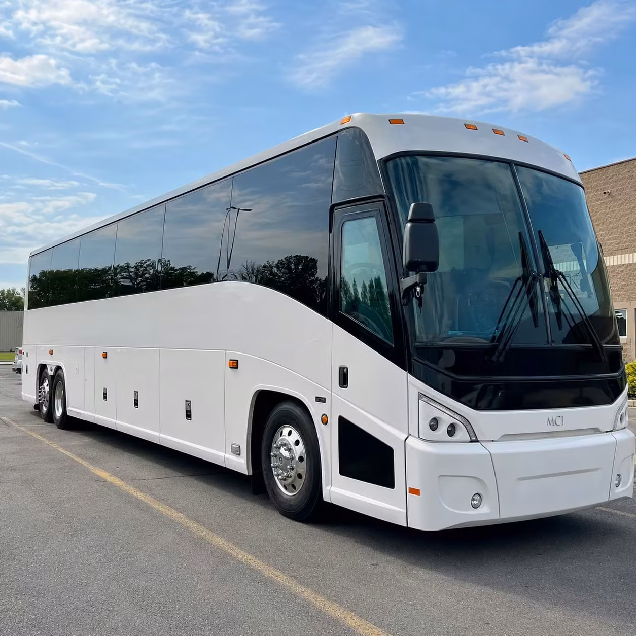 charterbussanmarcos com can handle your group s transportation to viejas arena petco park and san diego s biggest stages