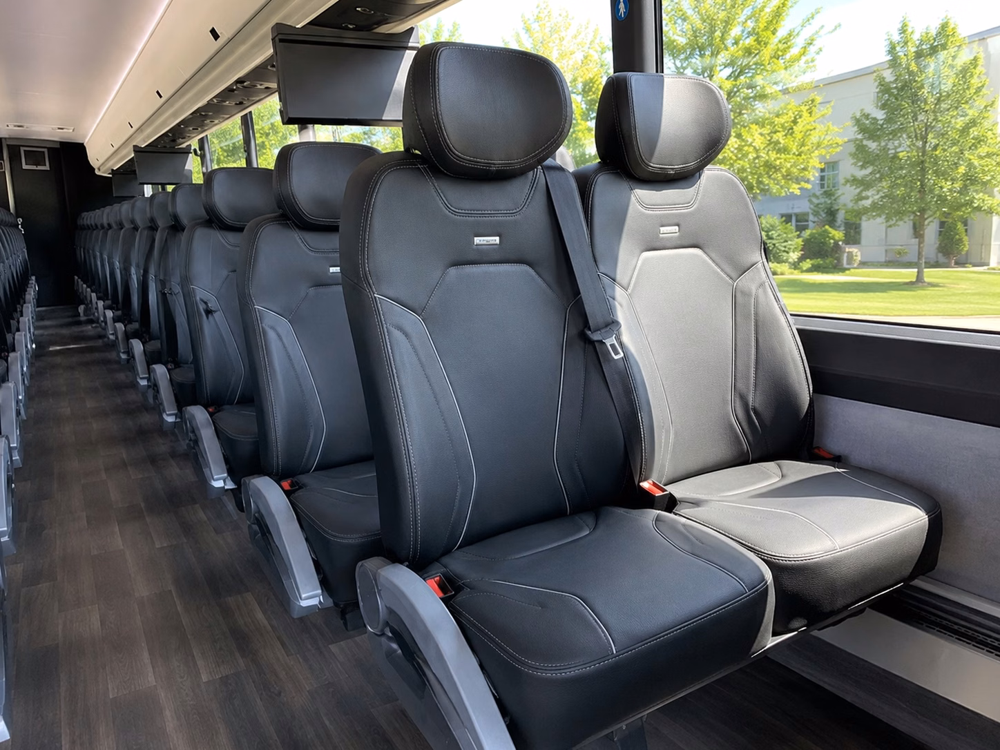 shuttle guests between san marcos hotels and your wedding venue without a single parking headache